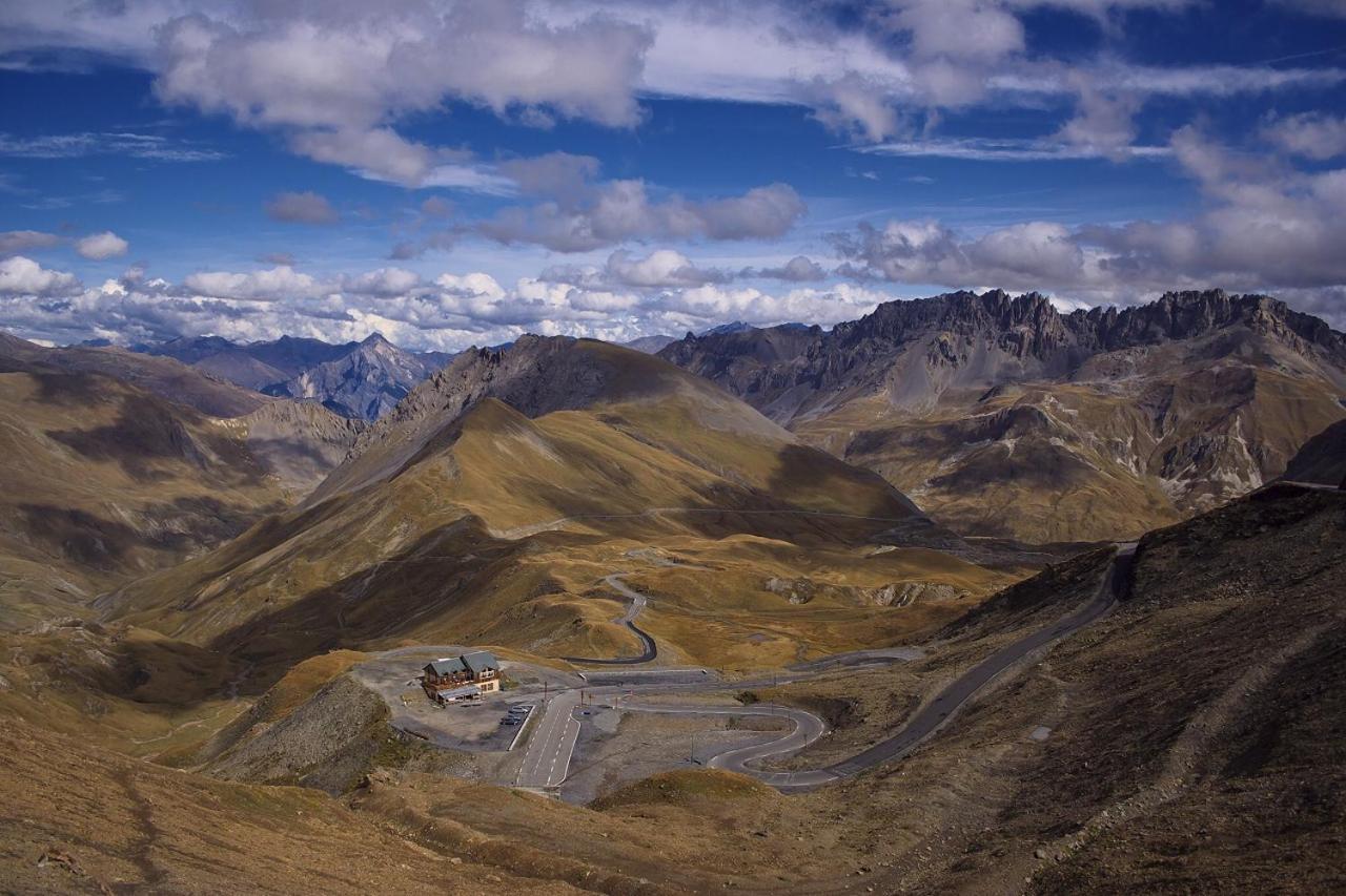 Apartament Le Grandcoeur Le Bourg-dʼOisans Zewnętrze zdjęcie